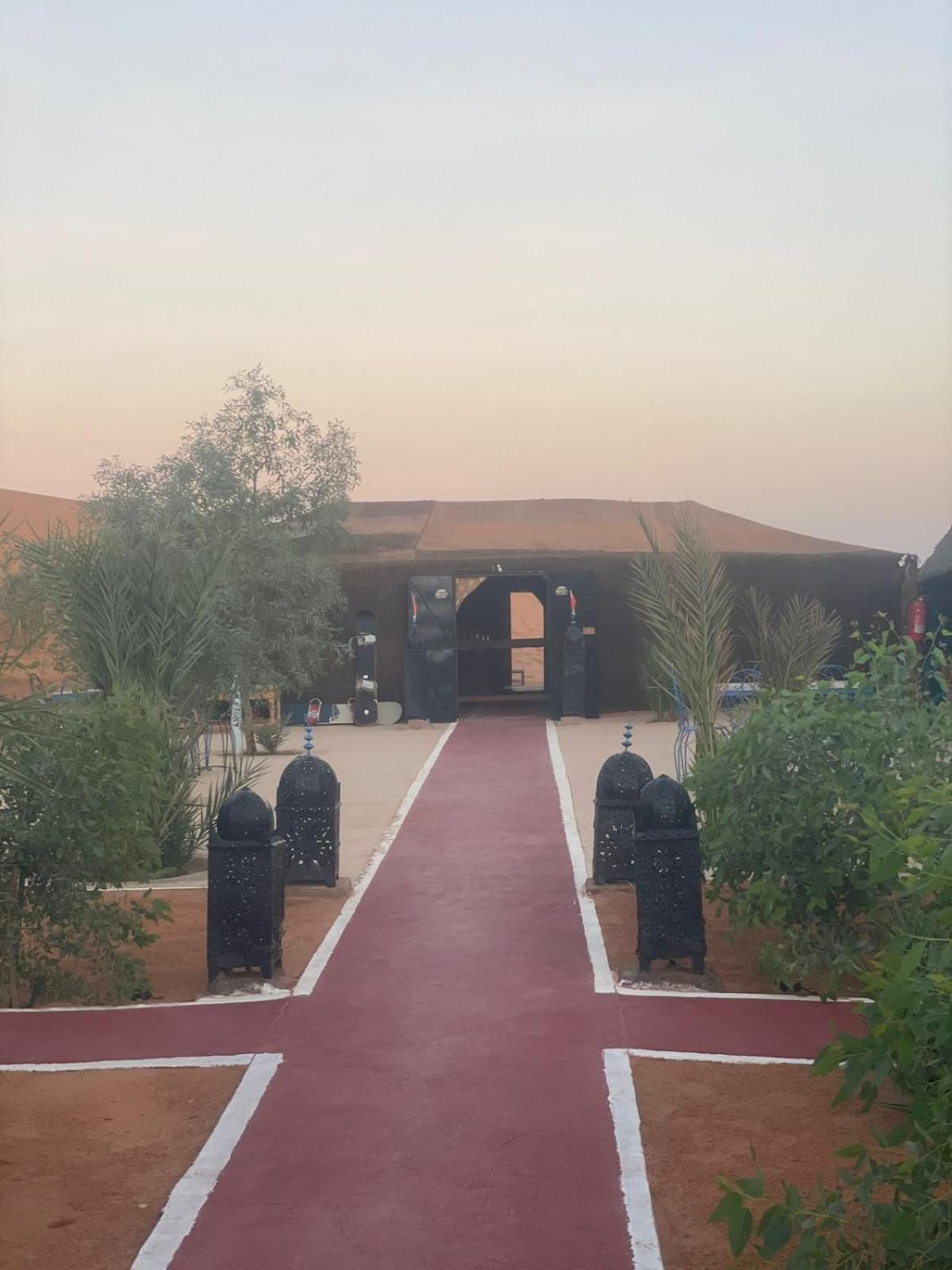 Merzouga Camel Trekking Camp Ngoại thất bức ảnh